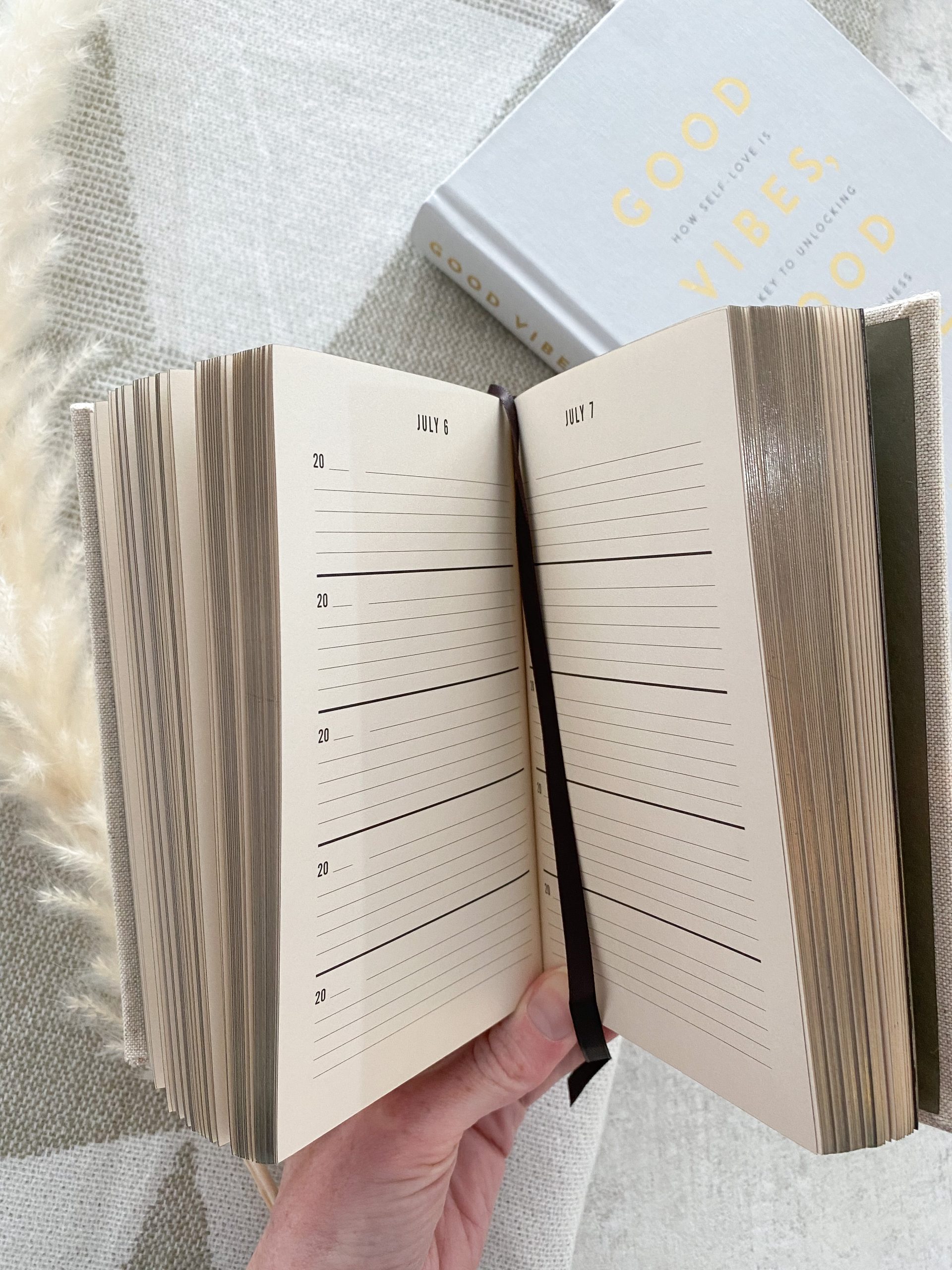 ‘One line a day’ 5 year memory book