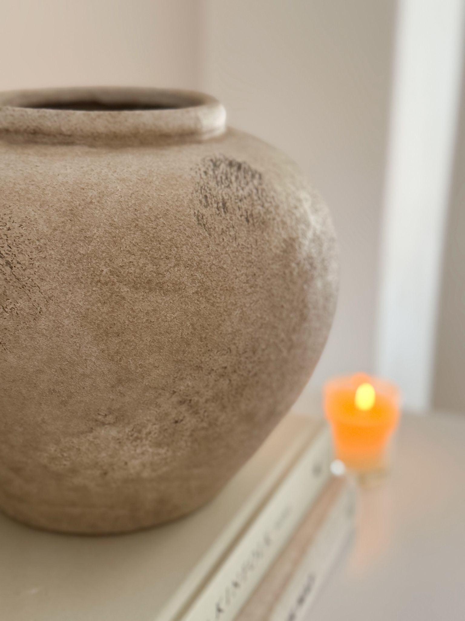 Statement stonewares farmhouse vase
