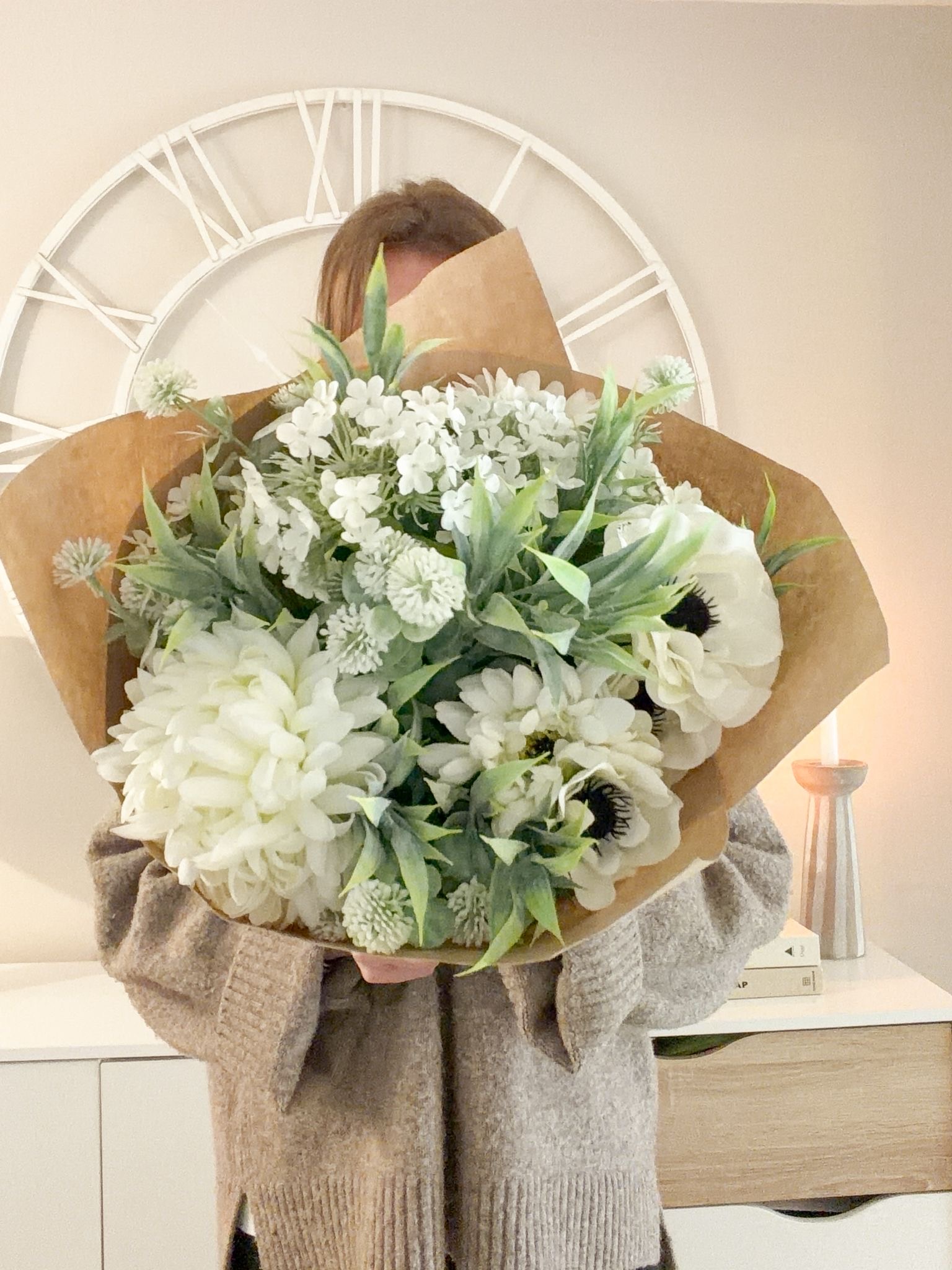Bouquet wrapped faux flowers – 02