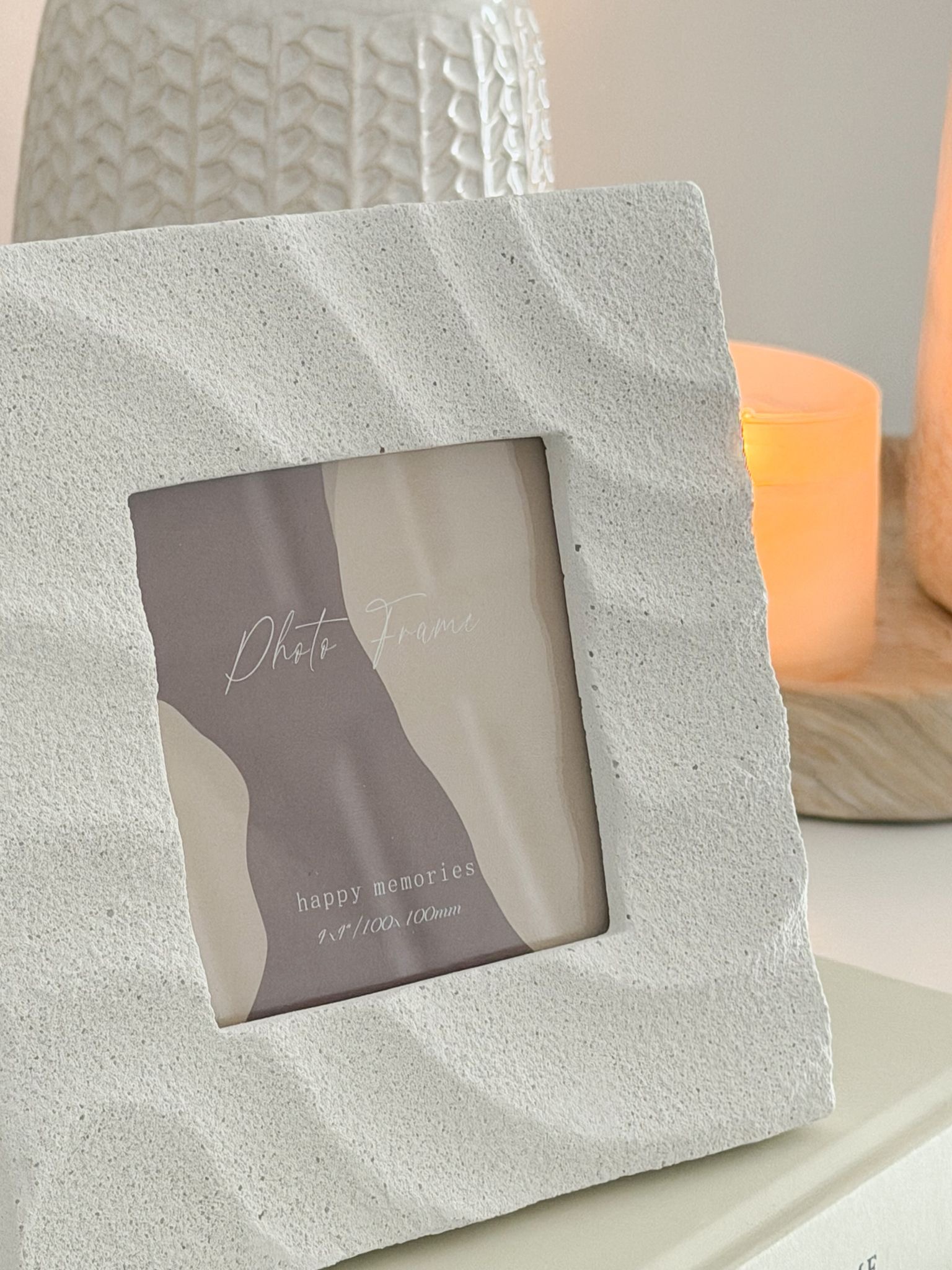 Sandy textured white ‘wave’ picture/photo frame