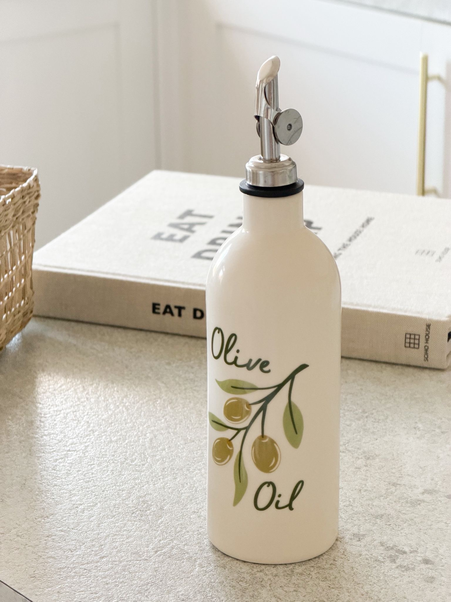 Ceramic olive oil pourer