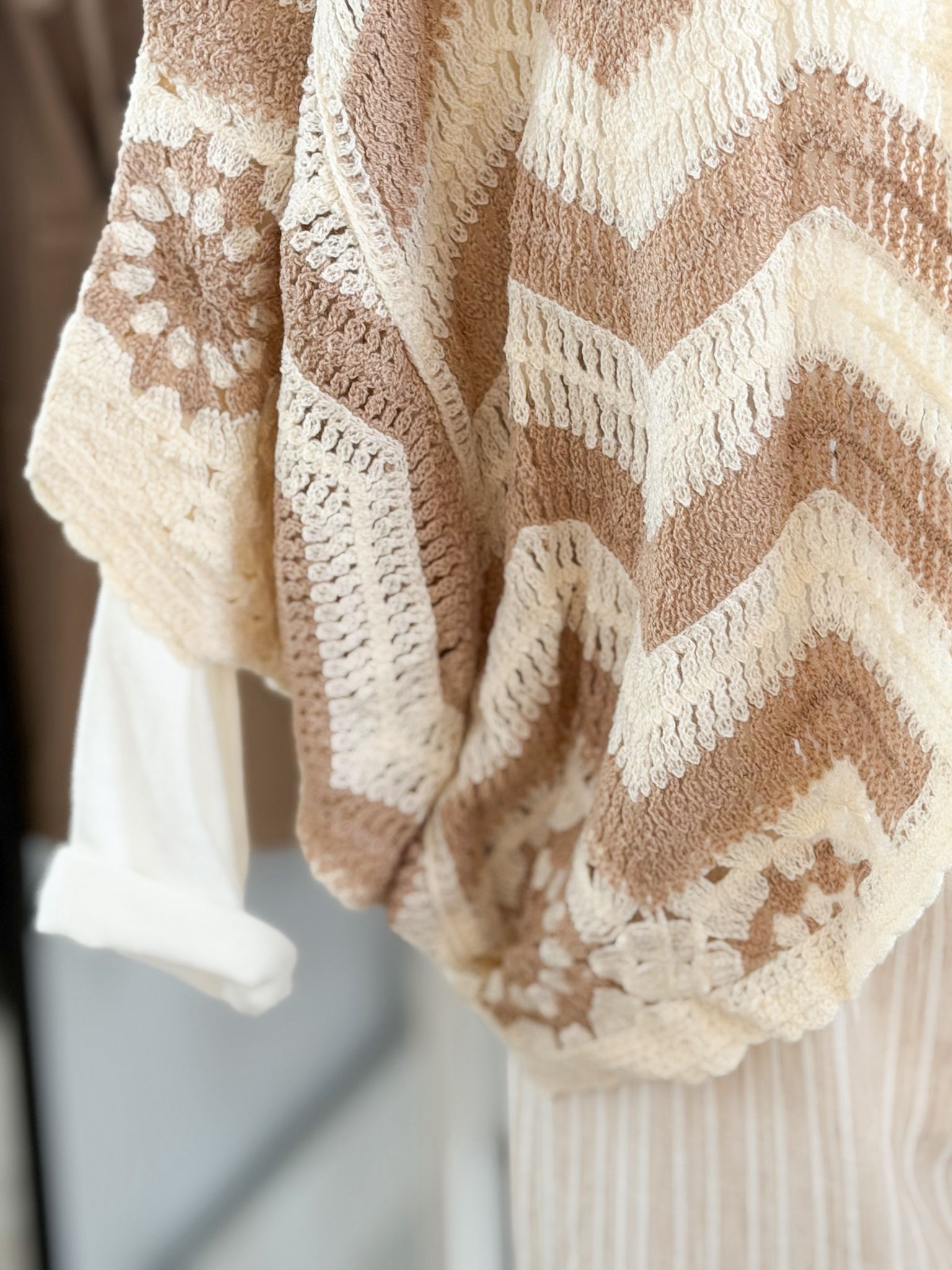 Balloon sleeve crochet knit cardigan