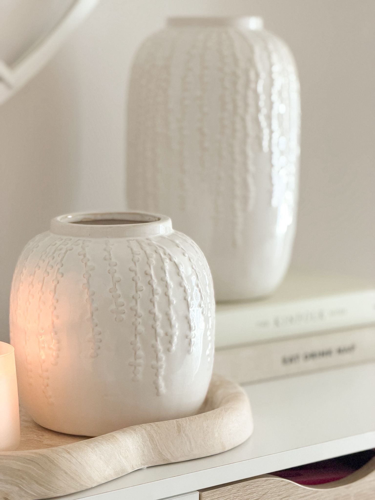 Medium ceramic vase with trailing leaf decoration
