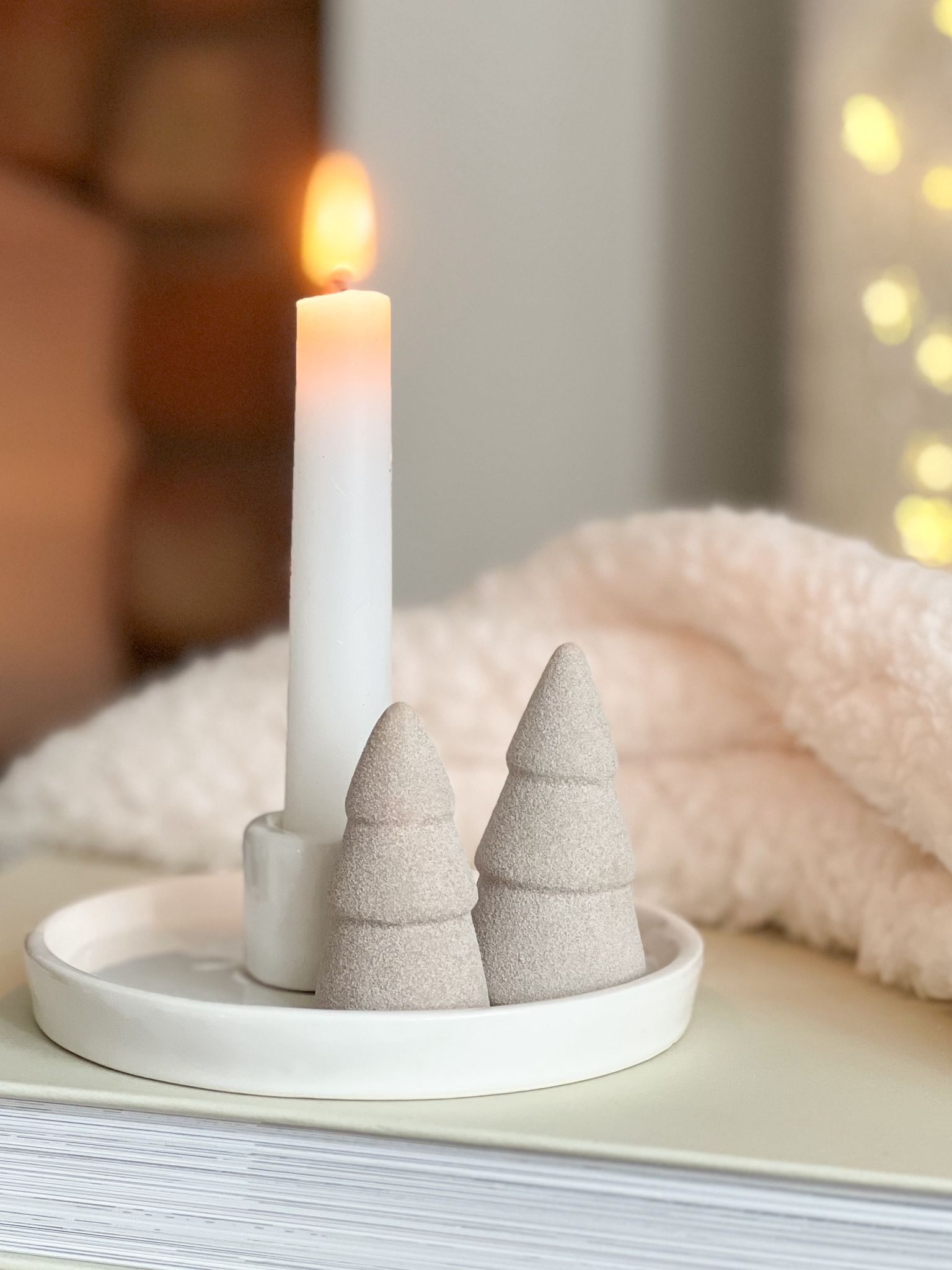 Ceramic tray with candle holder & decorative trees