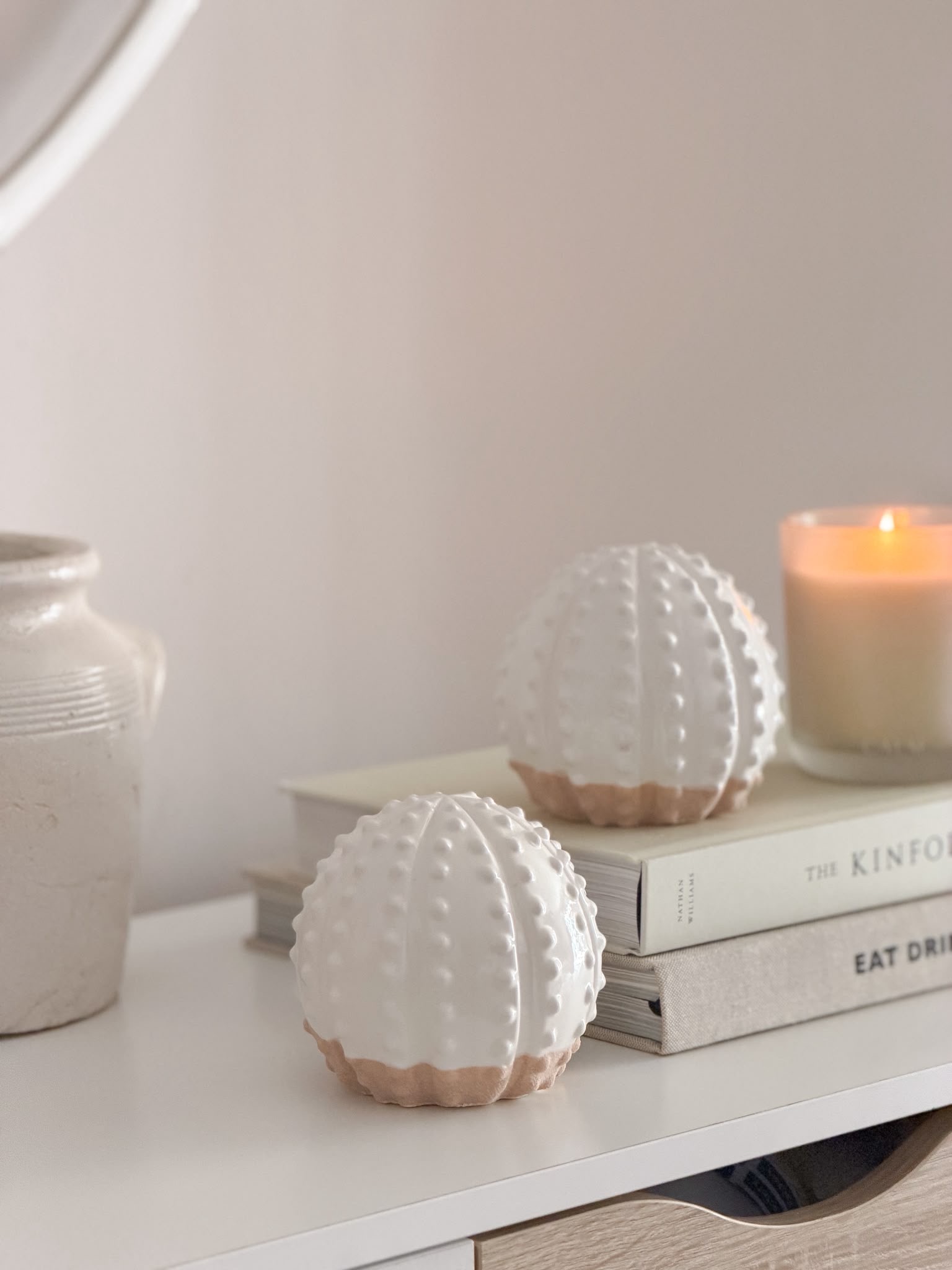 Ceramic urchin decorative ball