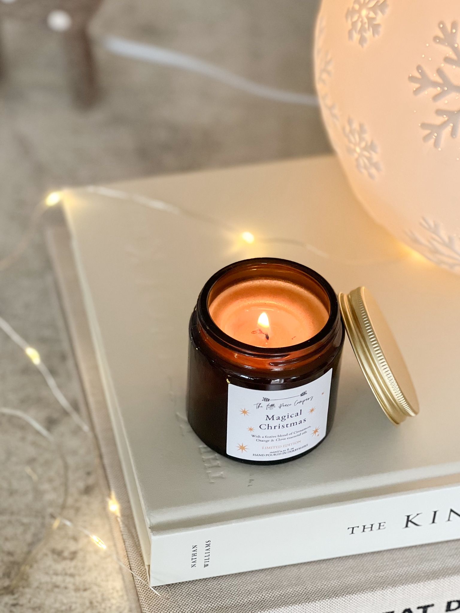 ‘Magical Christmas’ beautiful scented festive candle