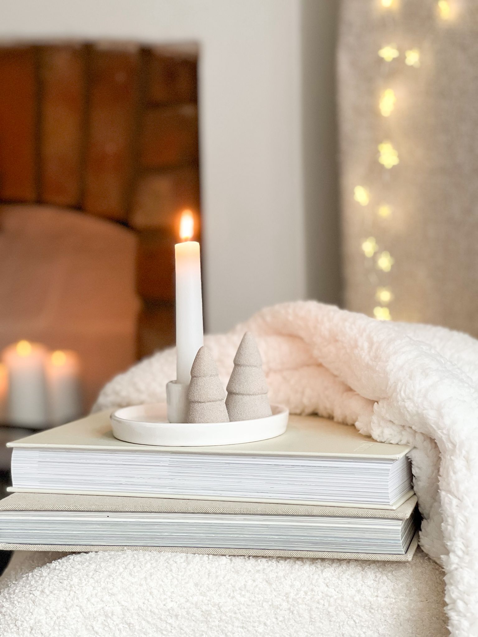 Ceramic tray with candle holder & decorative trees