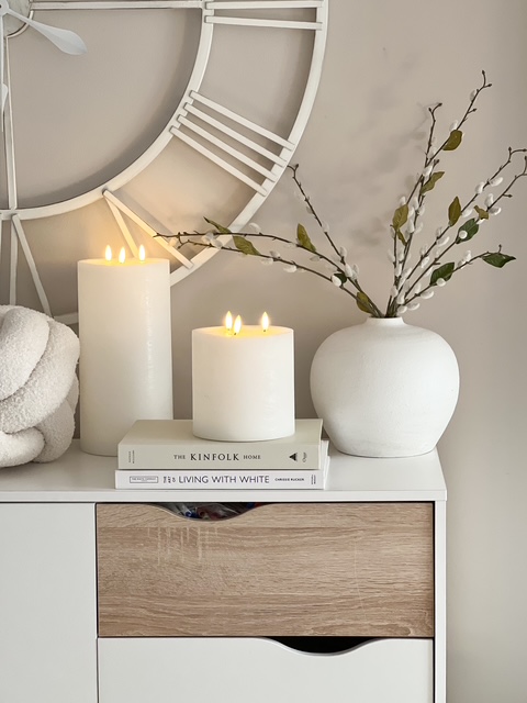 Triple wick LED candle