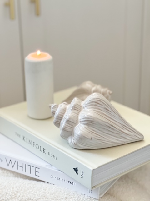 Large ceramic decorative shell