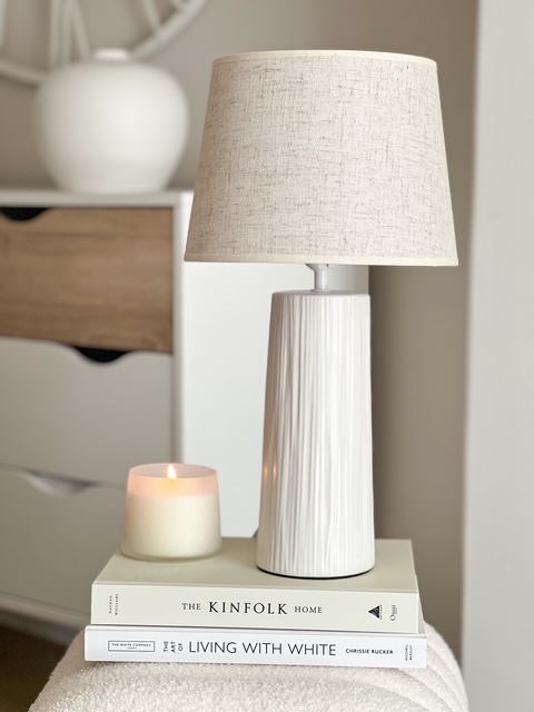 Textured base ceramic lamp with beige linen shade