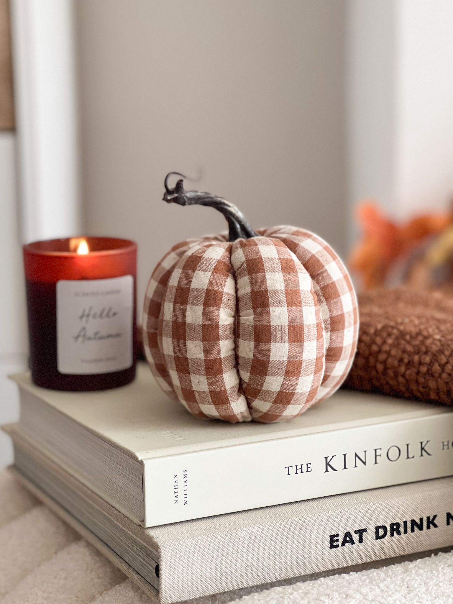 Gingham pumpkin in brown