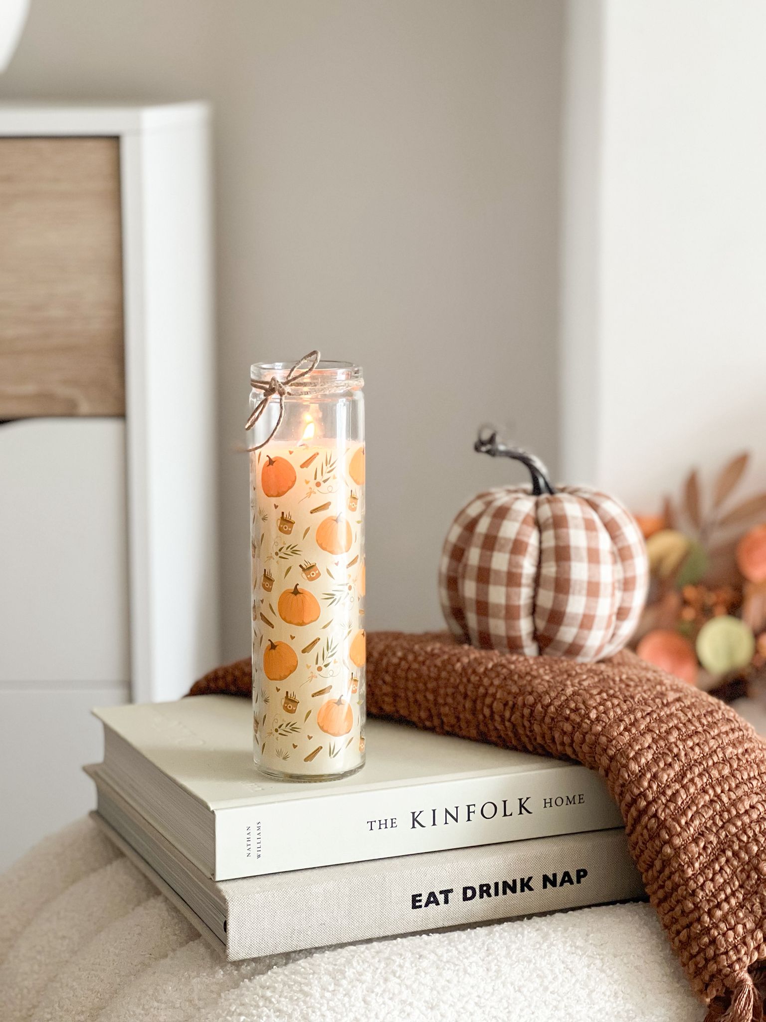 Pumpkin tube glass candle – scented pumpkin spice