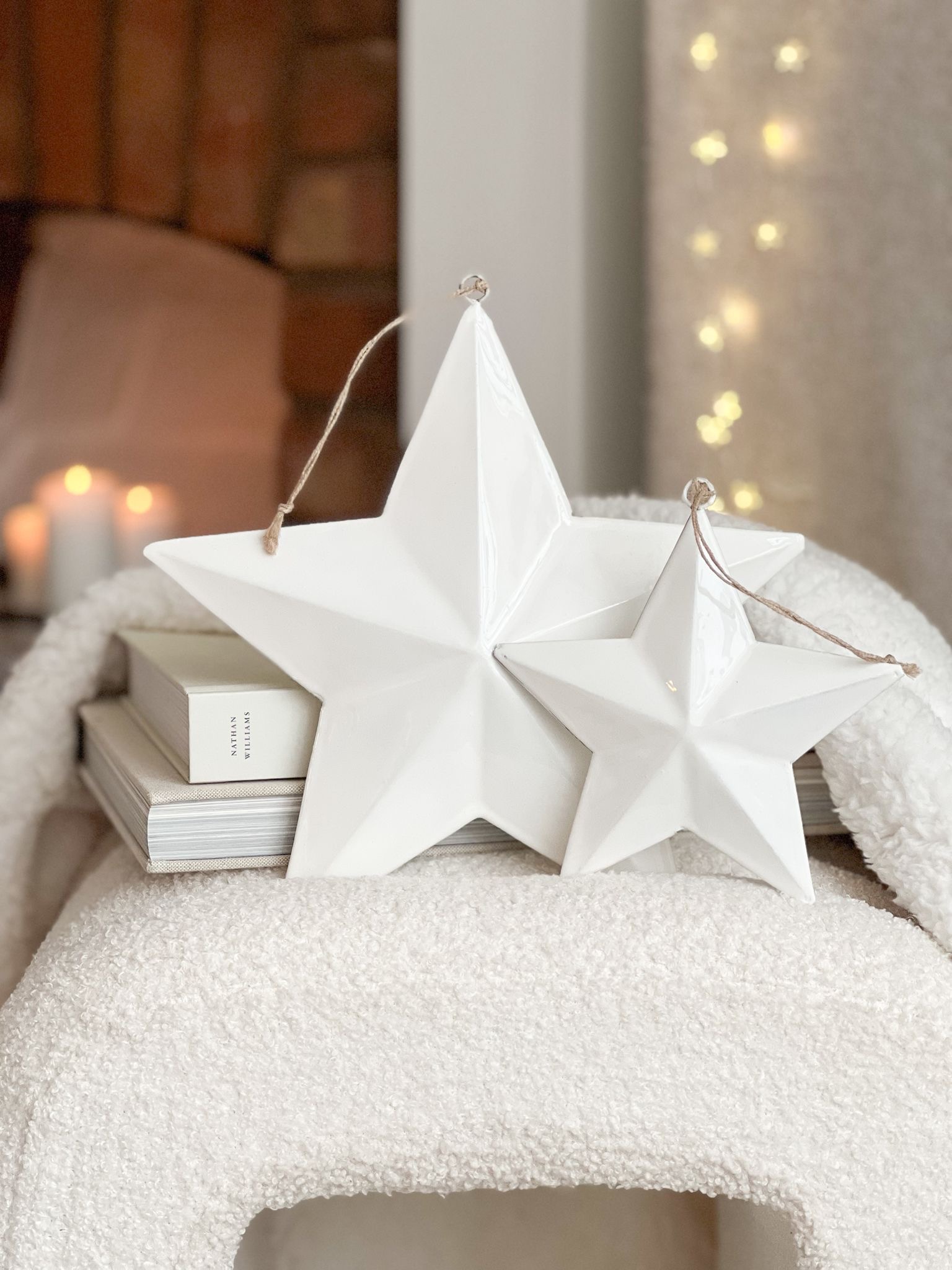 Pretty hanging white star – two sizes