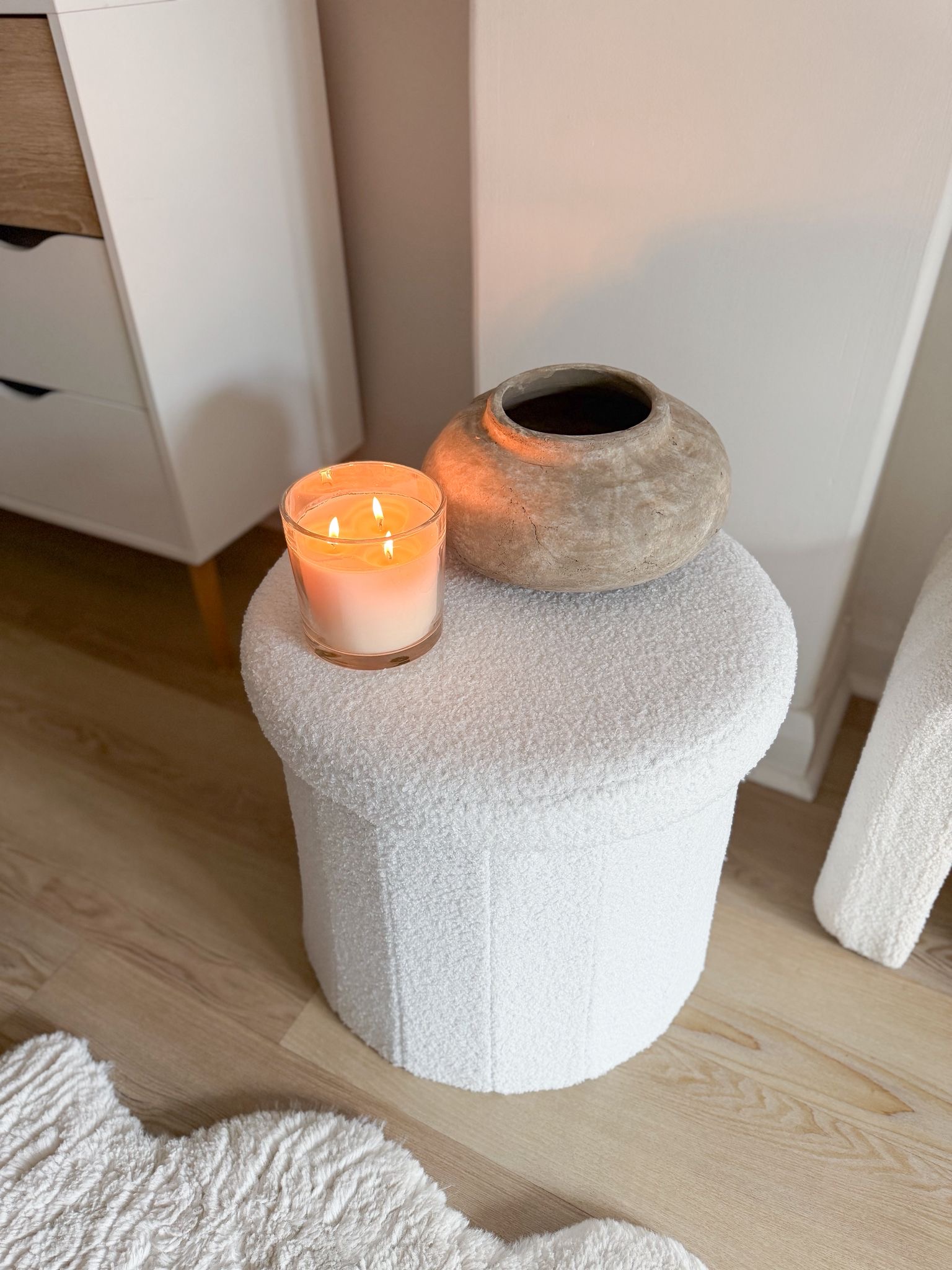 Folding boucle storage lidded stool