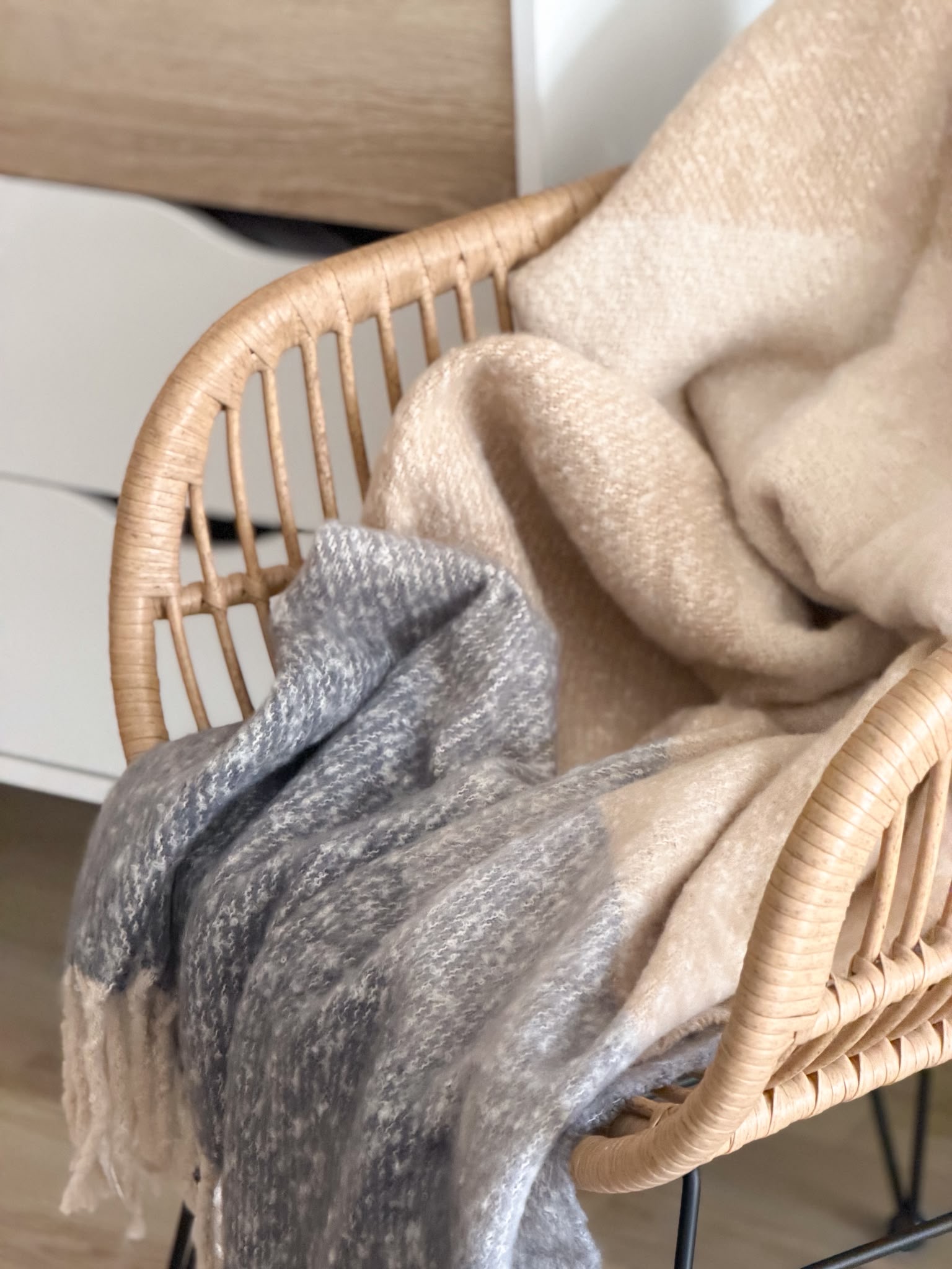 Coastal stripe throw with tassels