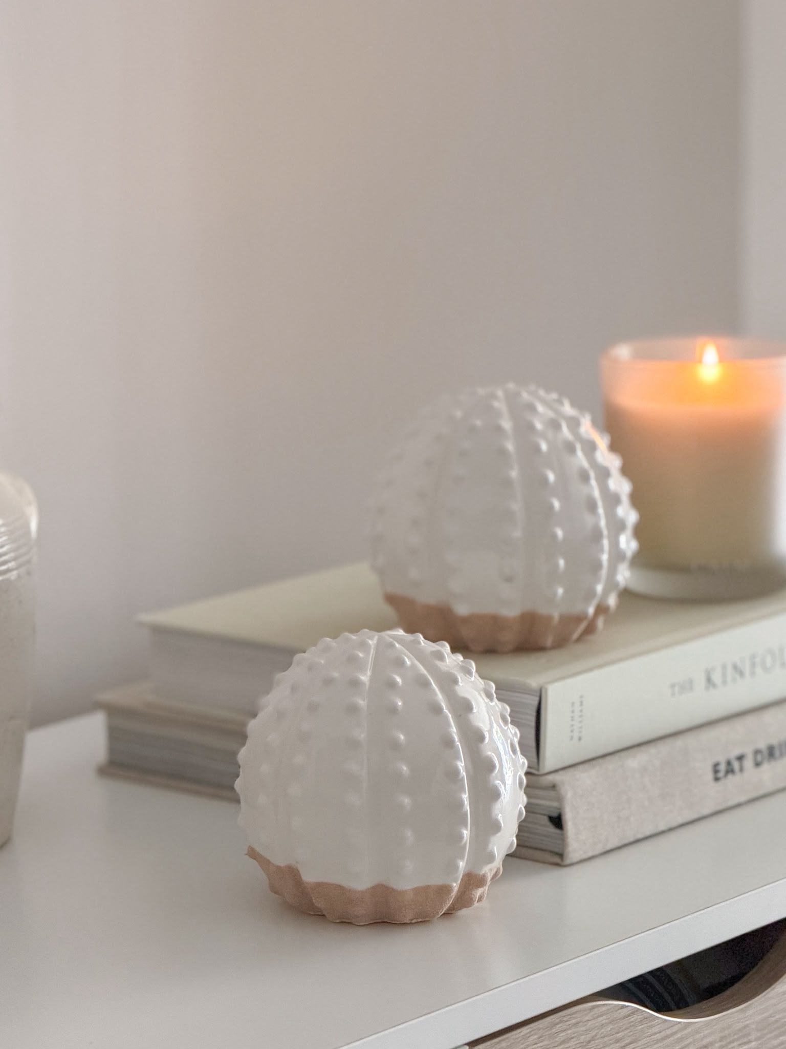 Ceramic urchin decorative ball
