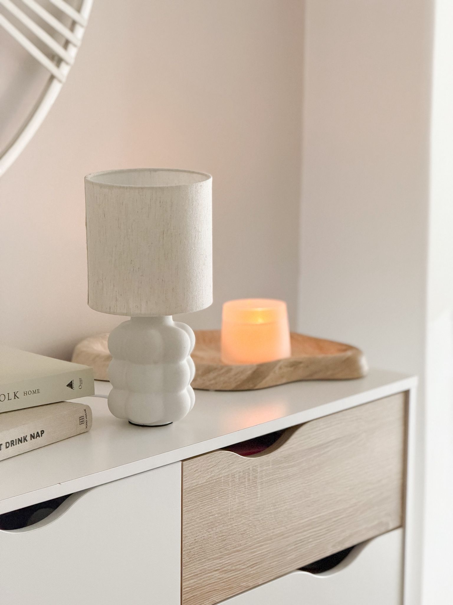 White ceramic bubble lamp and shade