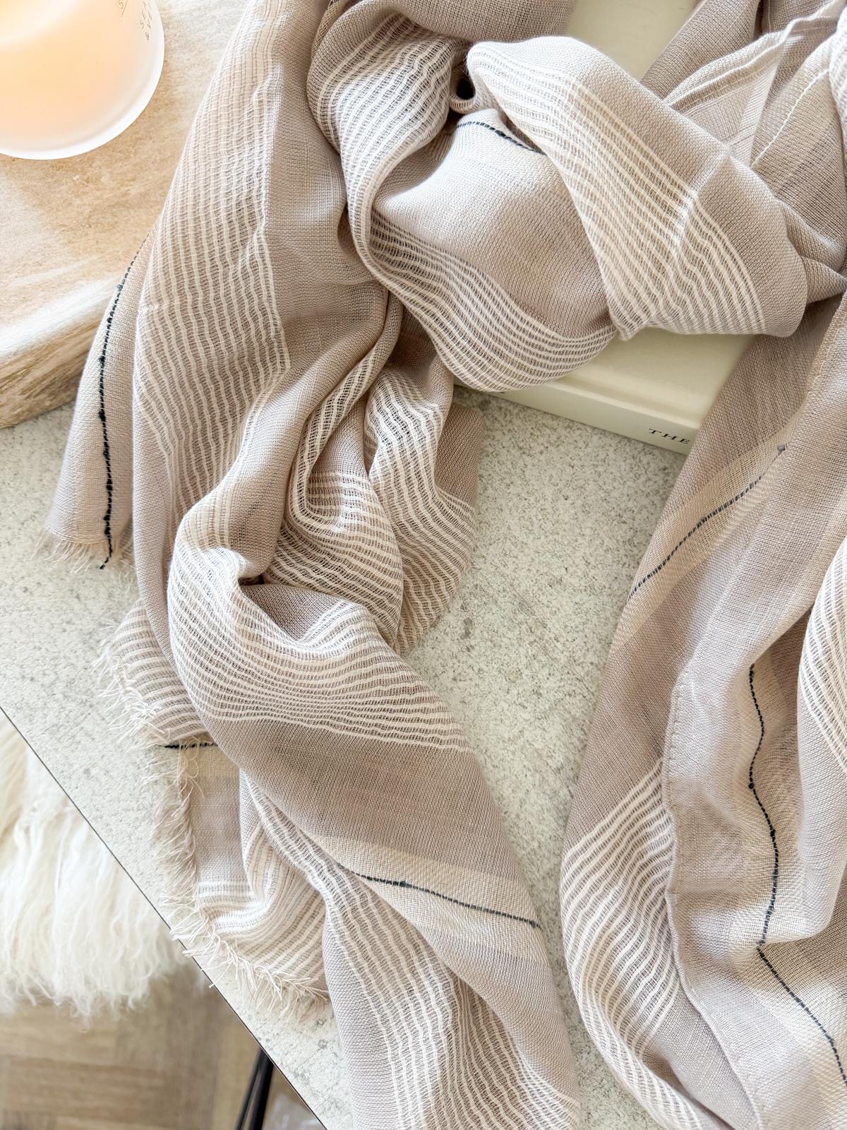 Loose weave frayed edge stripe scarf